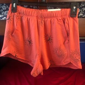 XS SO cozy shorts with pockets.